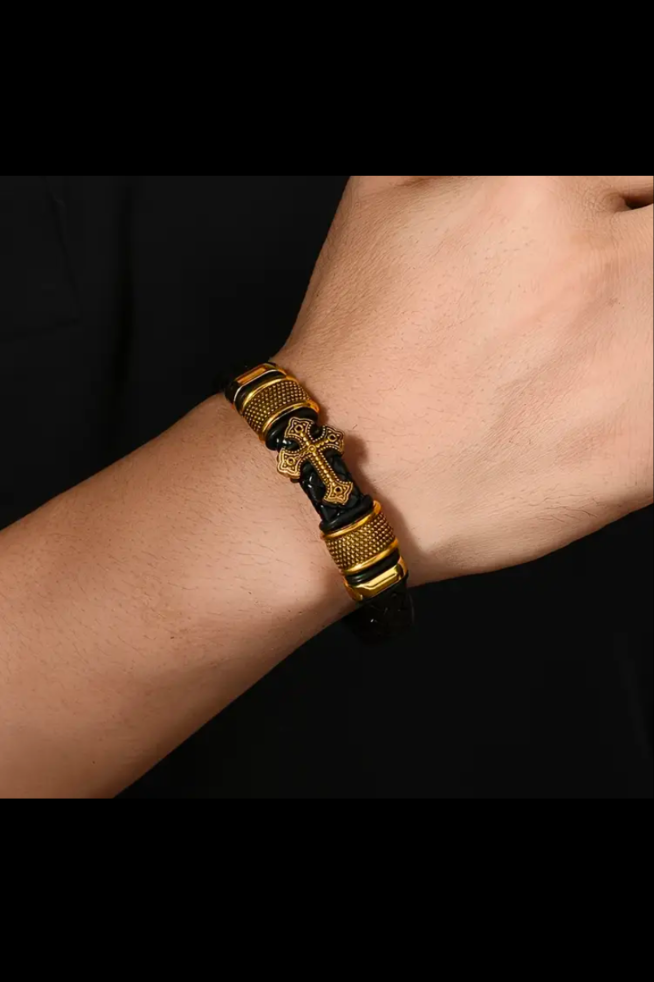 FAITHFUL ELEGANCE CROSS BRACELET