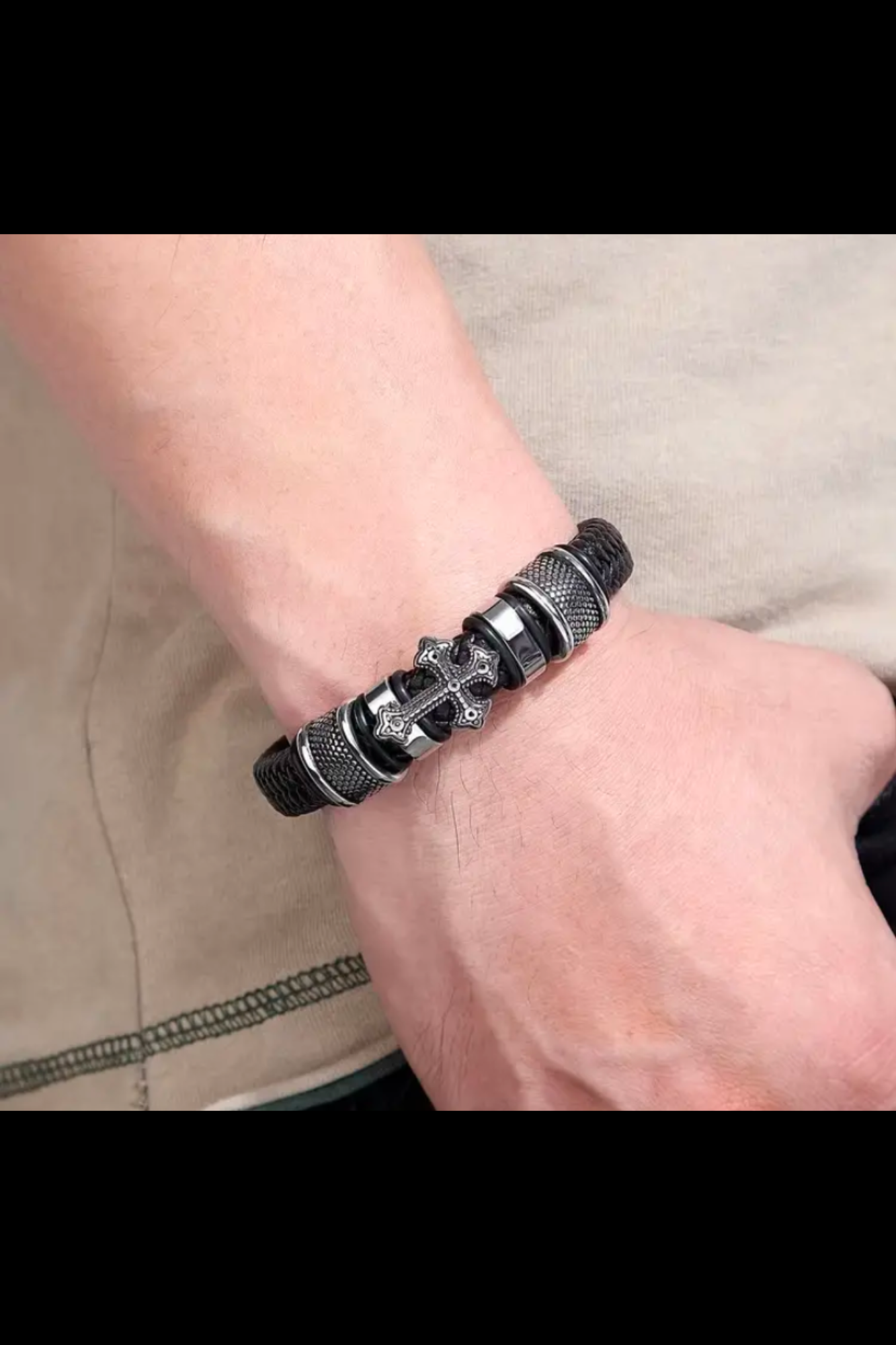 FAITHFUL ELEGANCE CROSS BRACELET