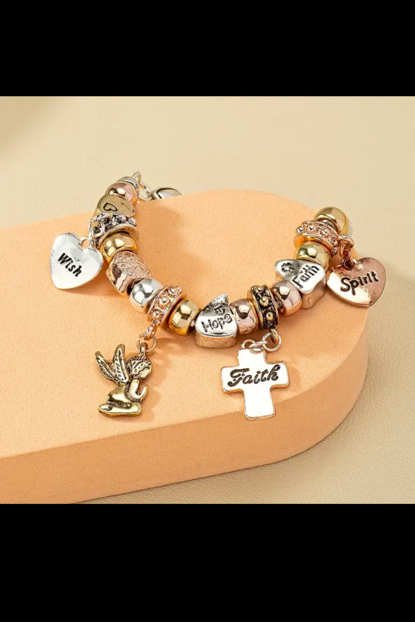 GRACEFUL SPIRIT CHARM BRACELET