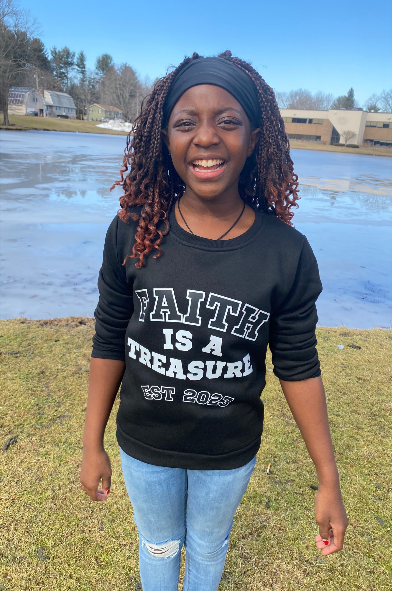 FAITH IS A TREASURE EST GIRLS SWEATSHIRT
