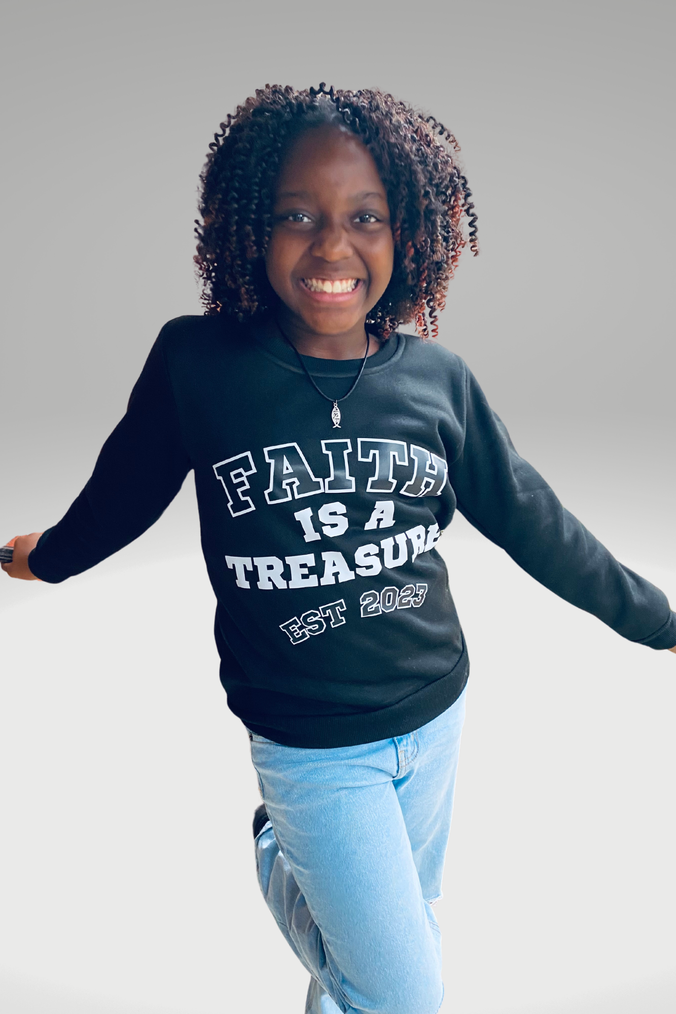FAITH IS A TREASURE EST GIRLS SWEATSHIRT