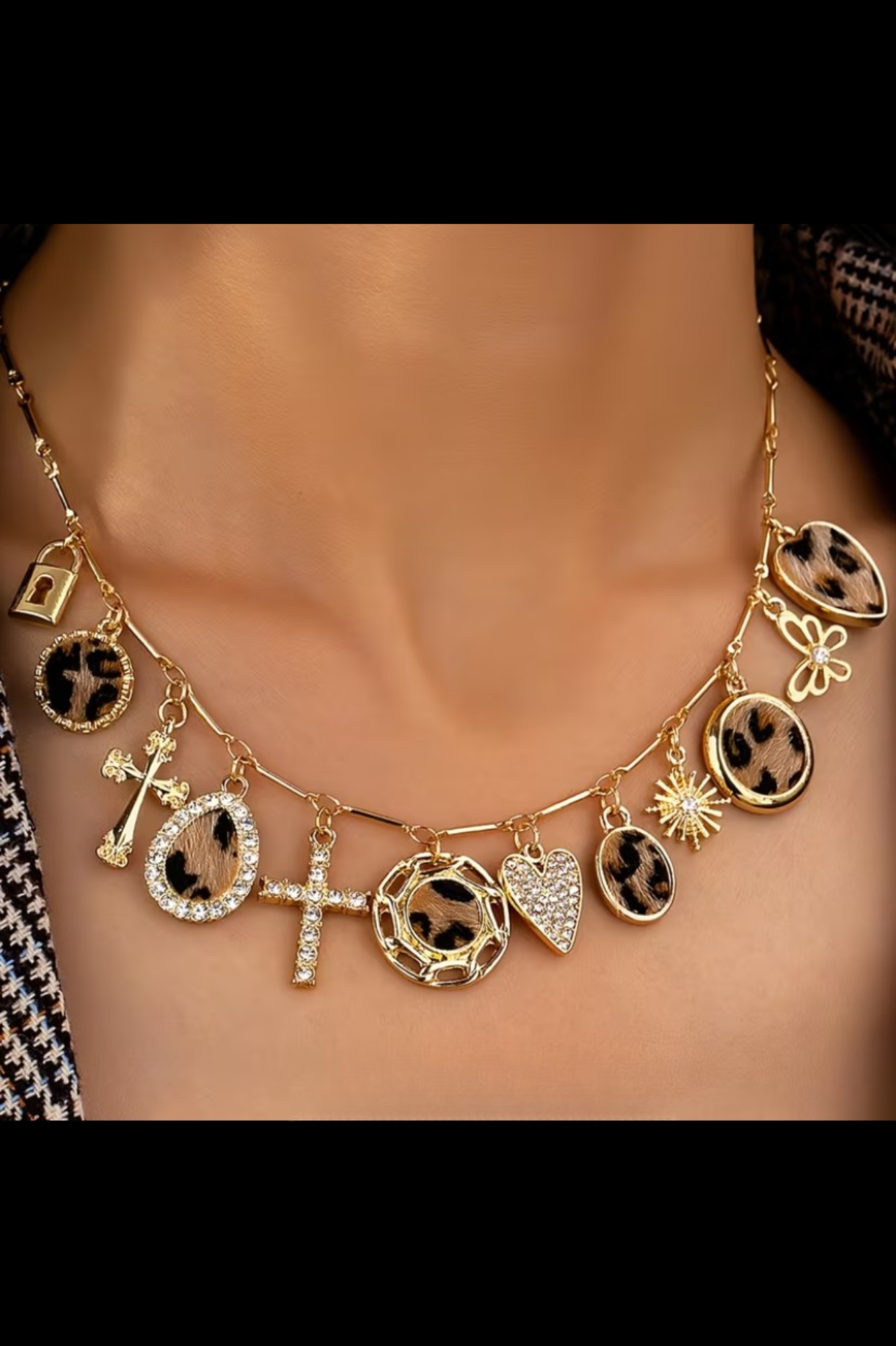 LEOPARD CROSS GRACE NECKLACE