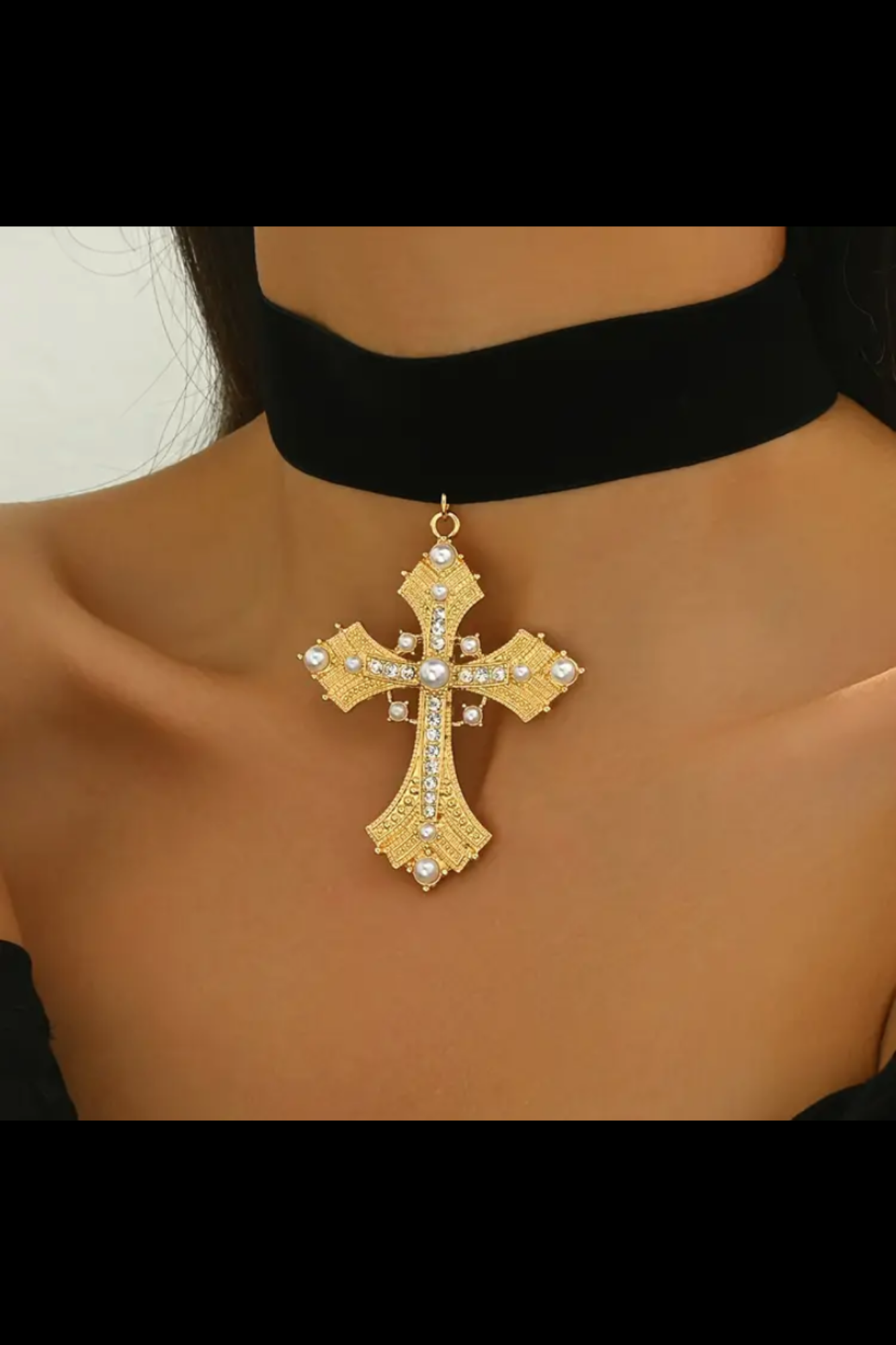 FAITH AND ELEGANCE CHOCKER NECKLACE