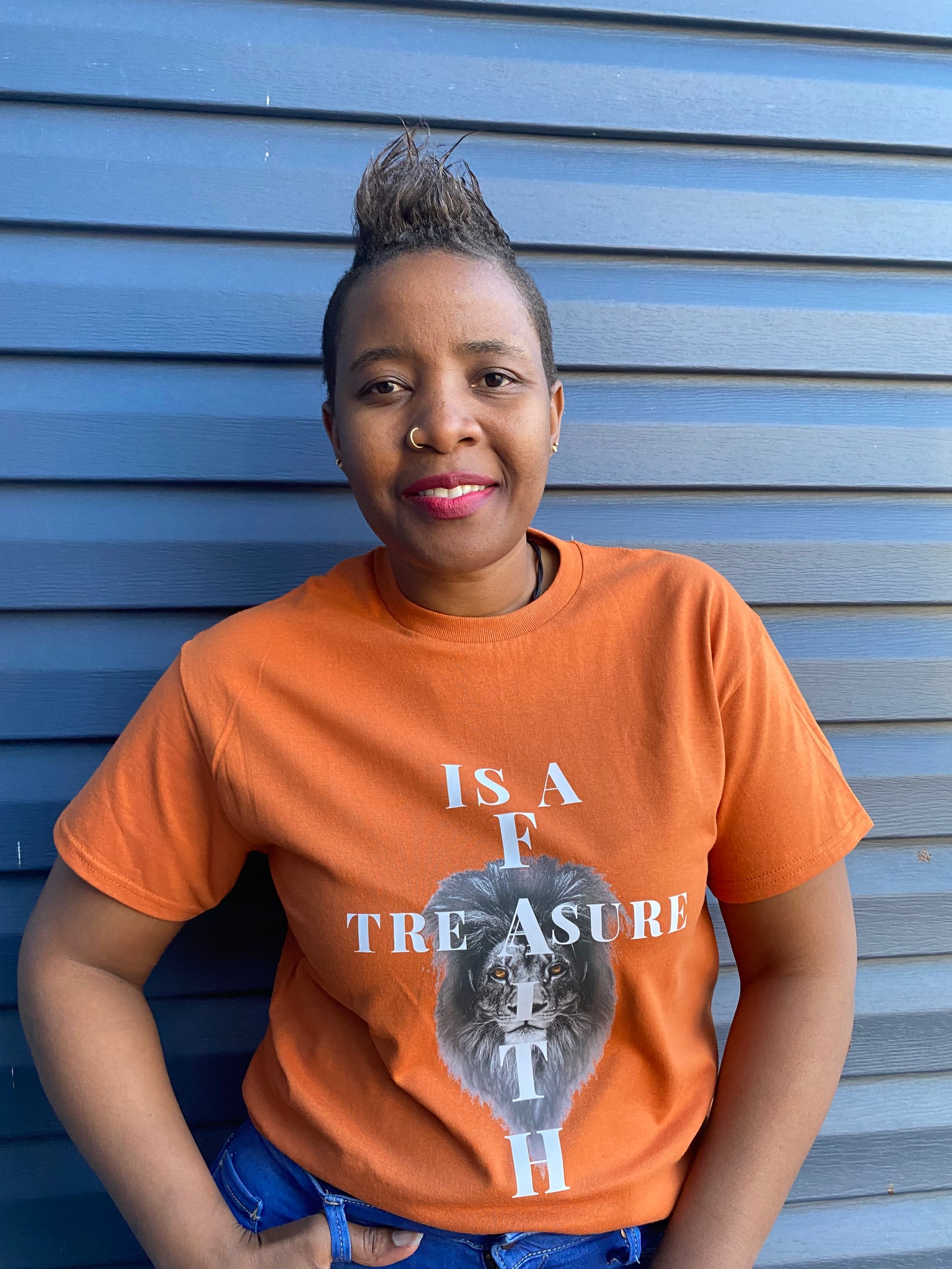 LIONHEART FAITH IS A TREASURE T-SHIRT