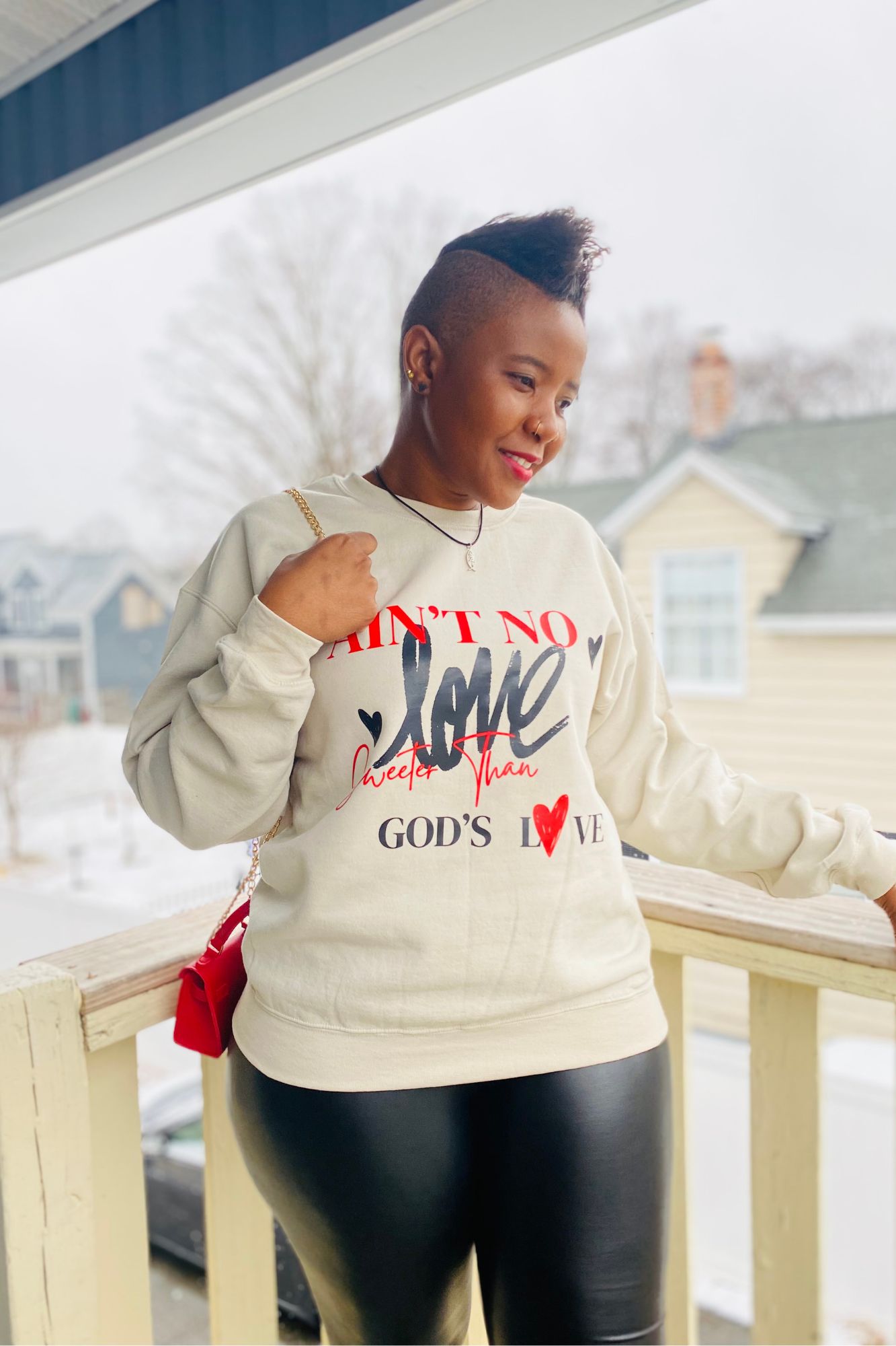 AINT NO LOVE SWEATSHIRT