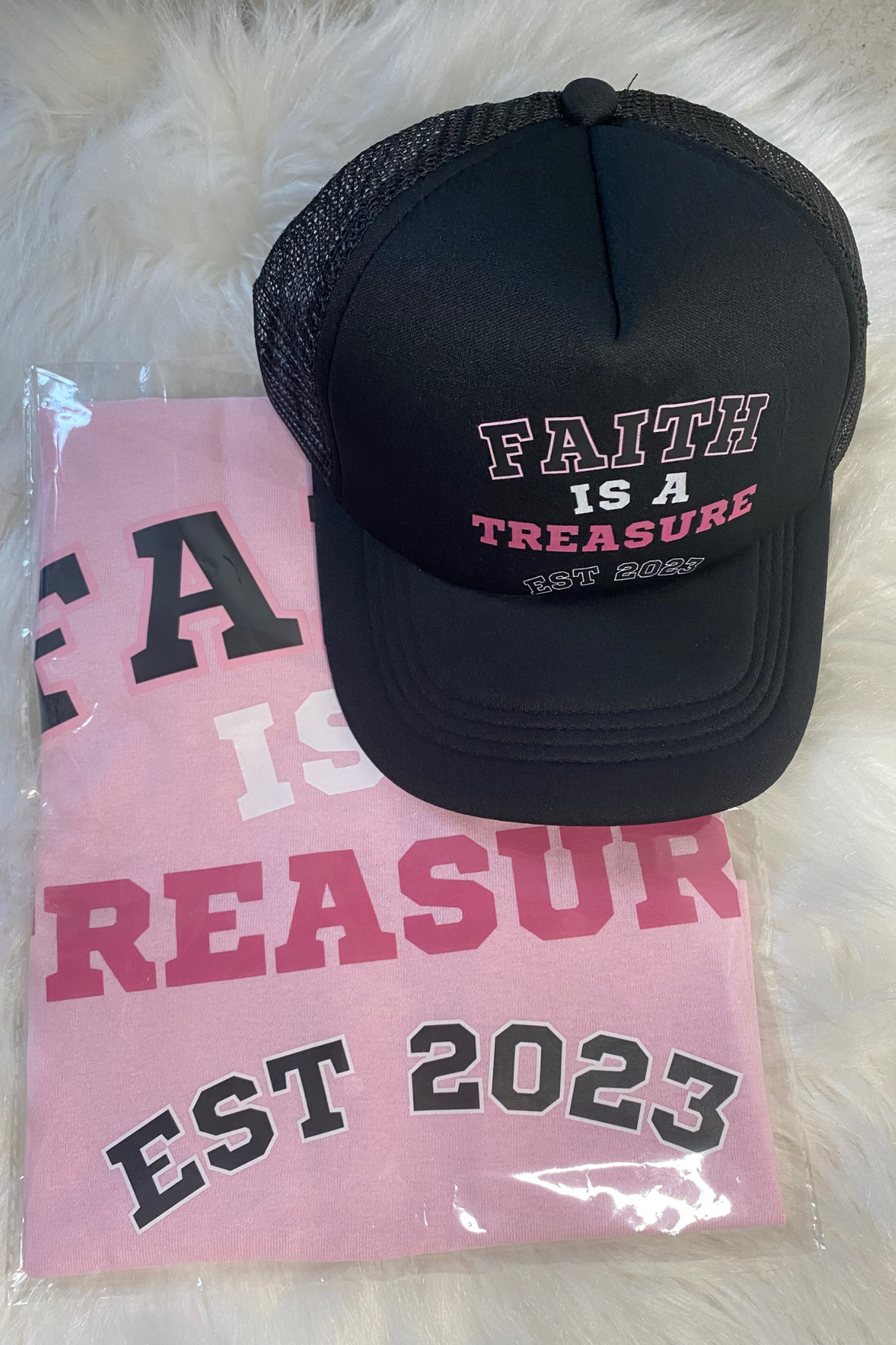 FAITH IS A TREASURE EST BLACK/PINK HAT