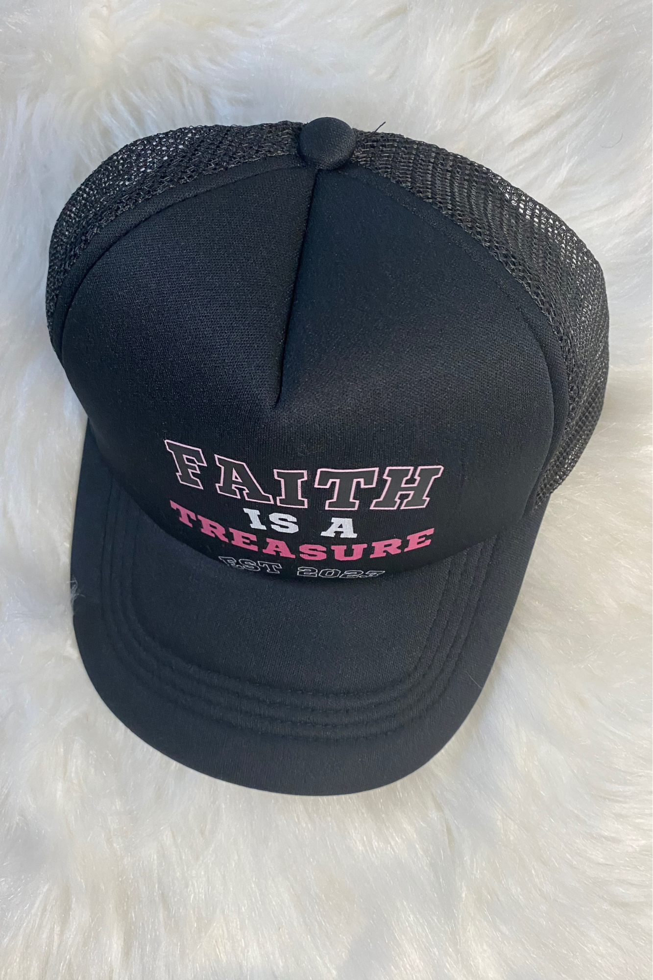 FAITH IS A TREASURE EST BLACK/PINK HAT