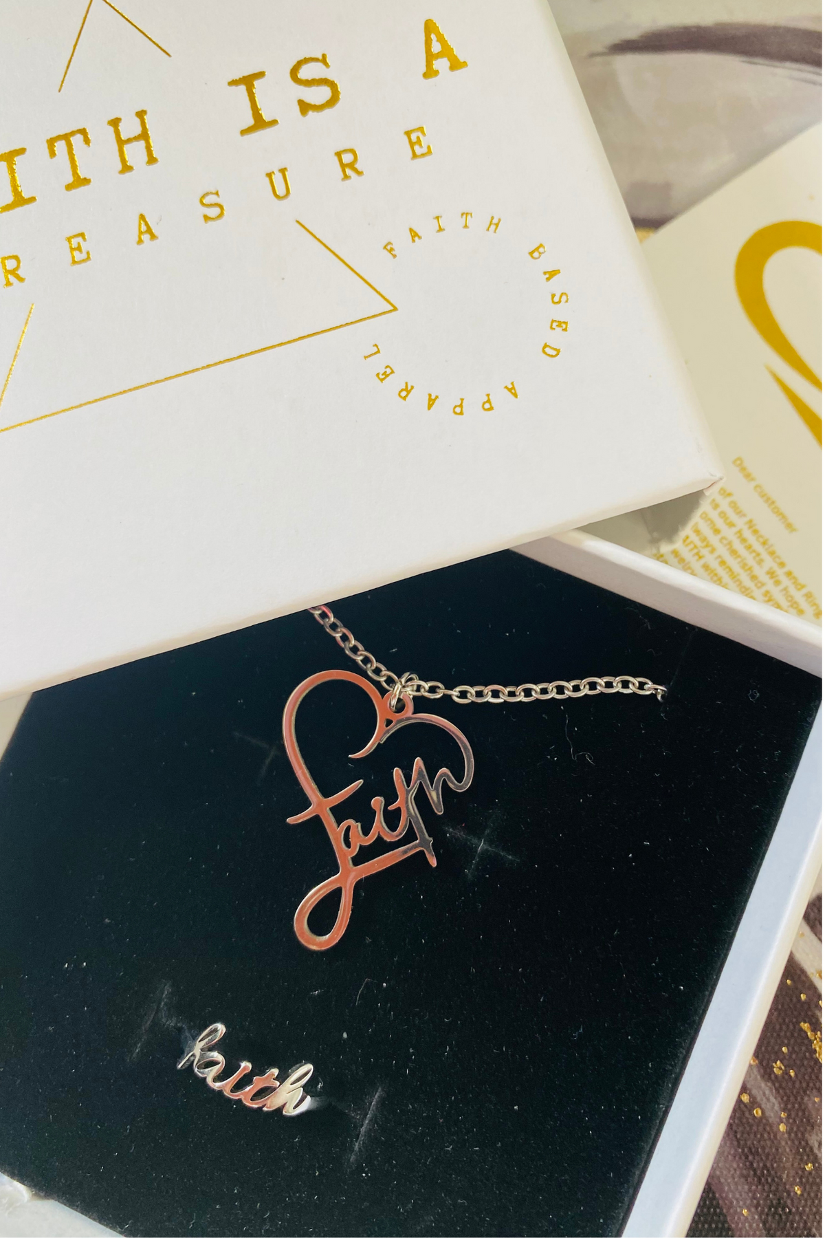 FAITH NECKLACE PENDANT RING SET