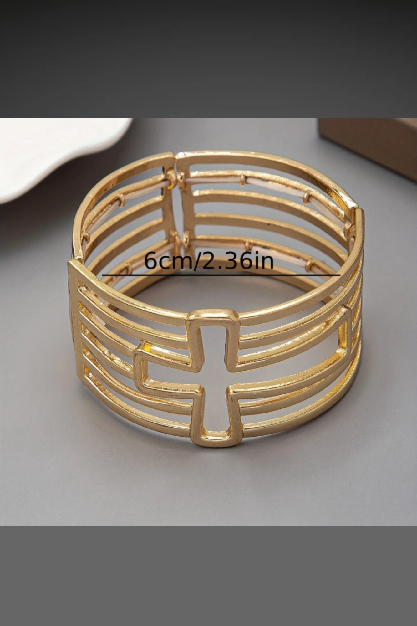 CROSS BANGLE