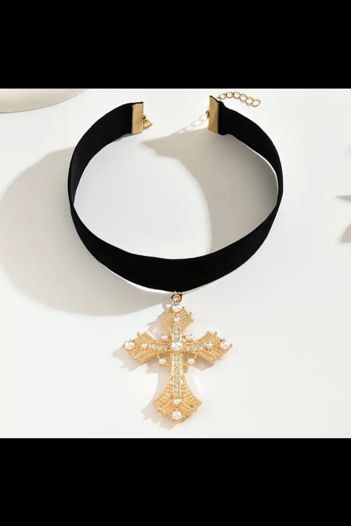 FAITH AND ELEGANCE CHOCKER NECKLACE