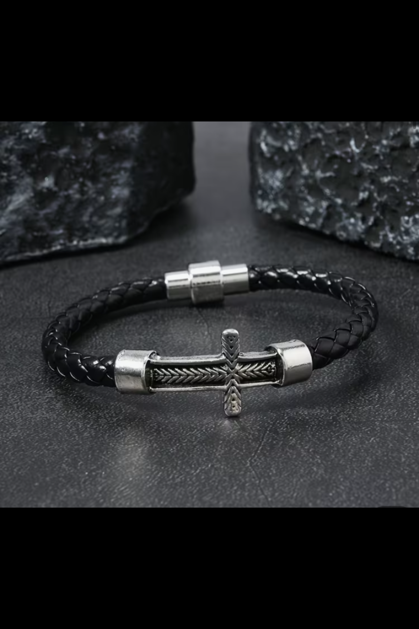 CROSS LOOP BRACELET