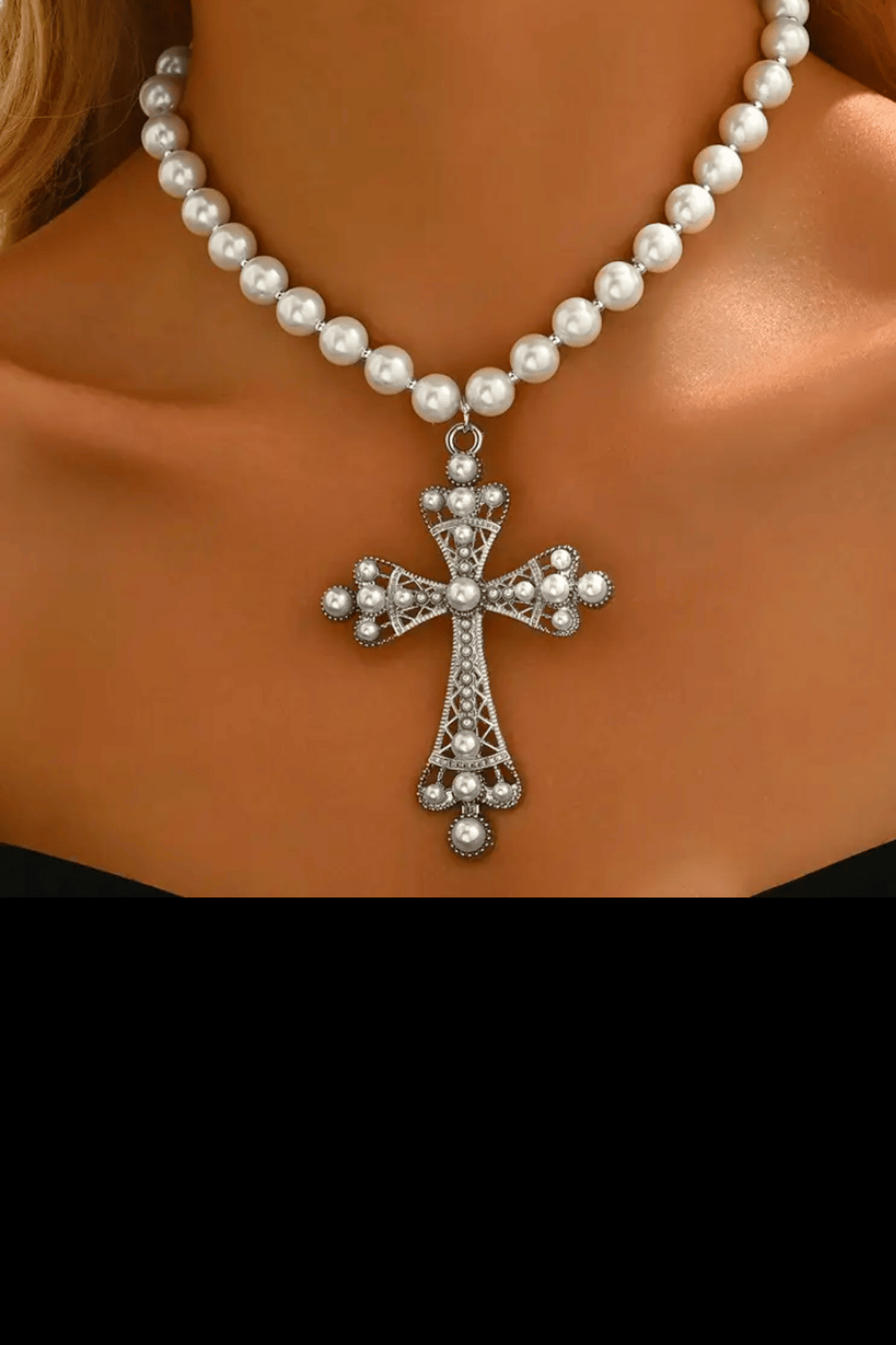 GRACE & PEARL CROSS NECKLACE